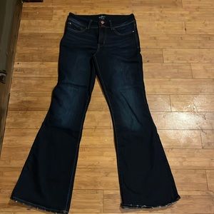 Like New Maurice’s mid rise jeans